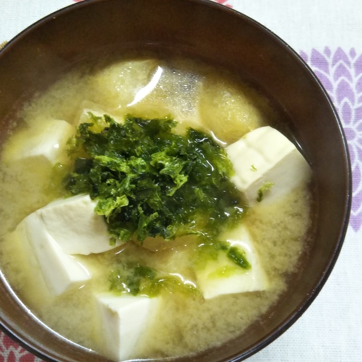 あおさと豆腐と油揚げのみそ汁